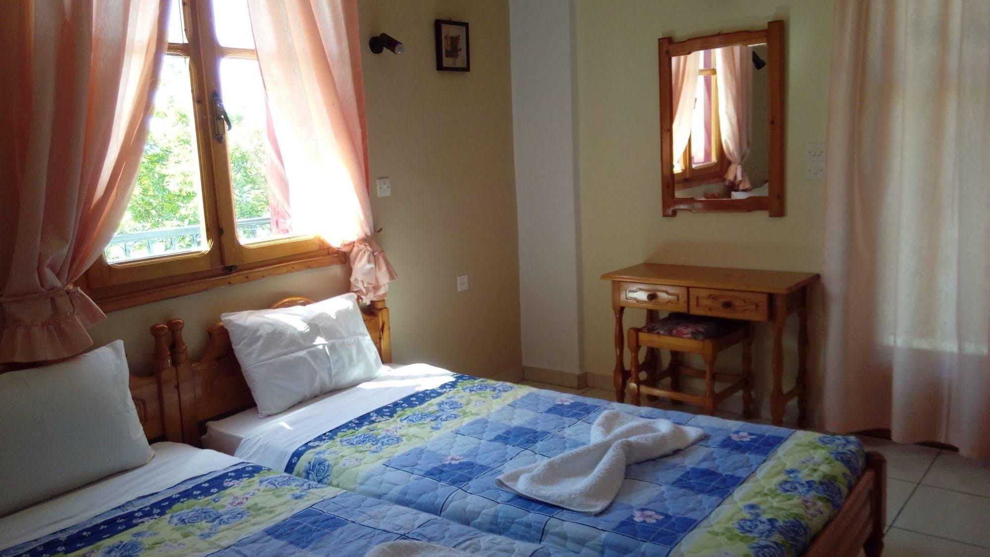 Anessis Cosmos Aparthotel Anaxos Luaran gambar